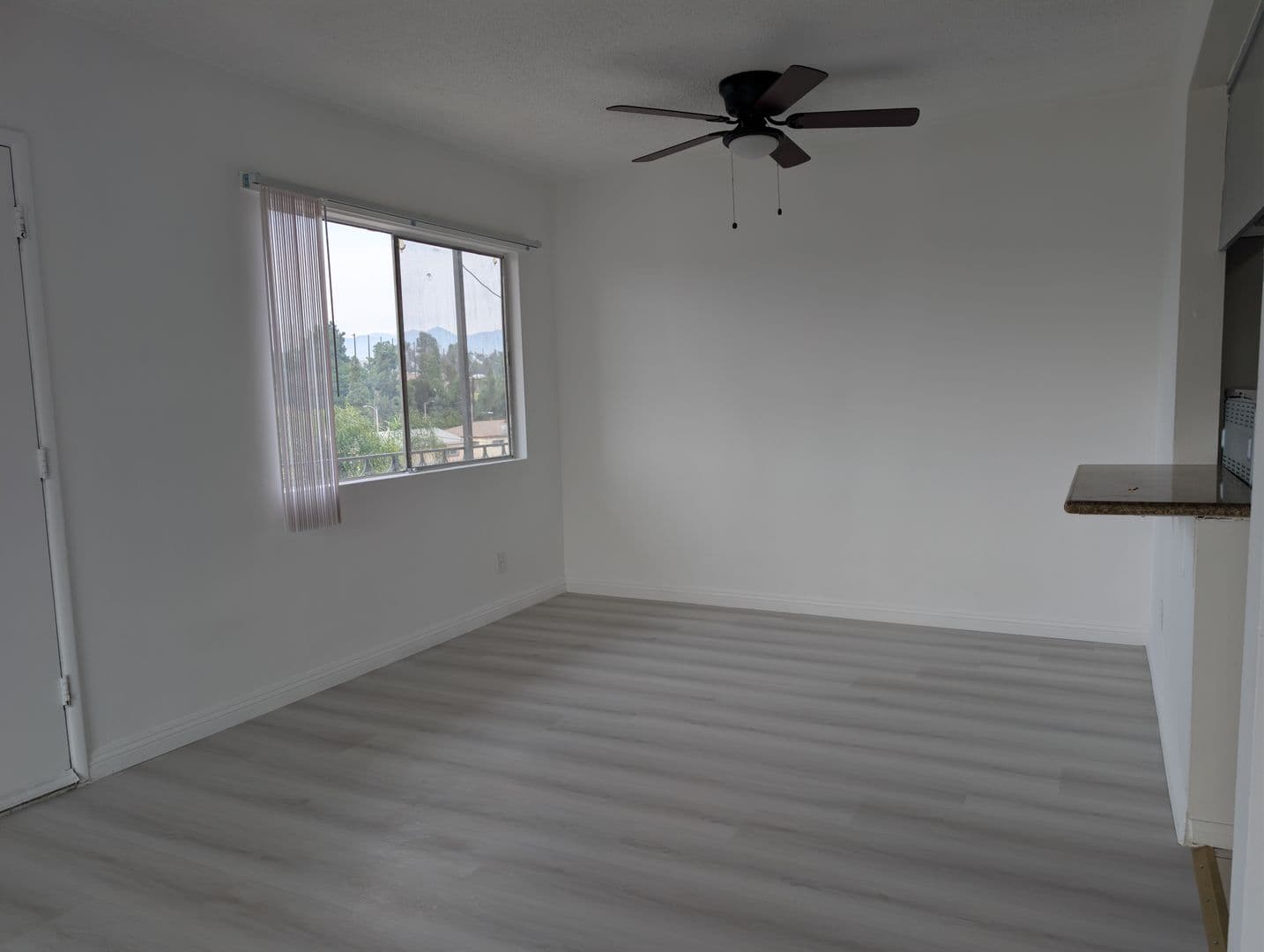 Montebello Apartment: 616 Via Altamira
