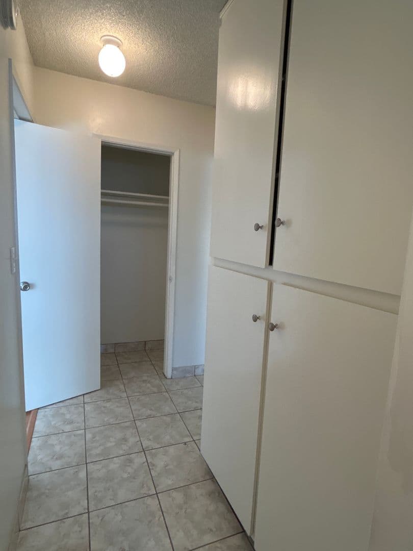 Glendale Apartment: 1165 Thompson Ave.