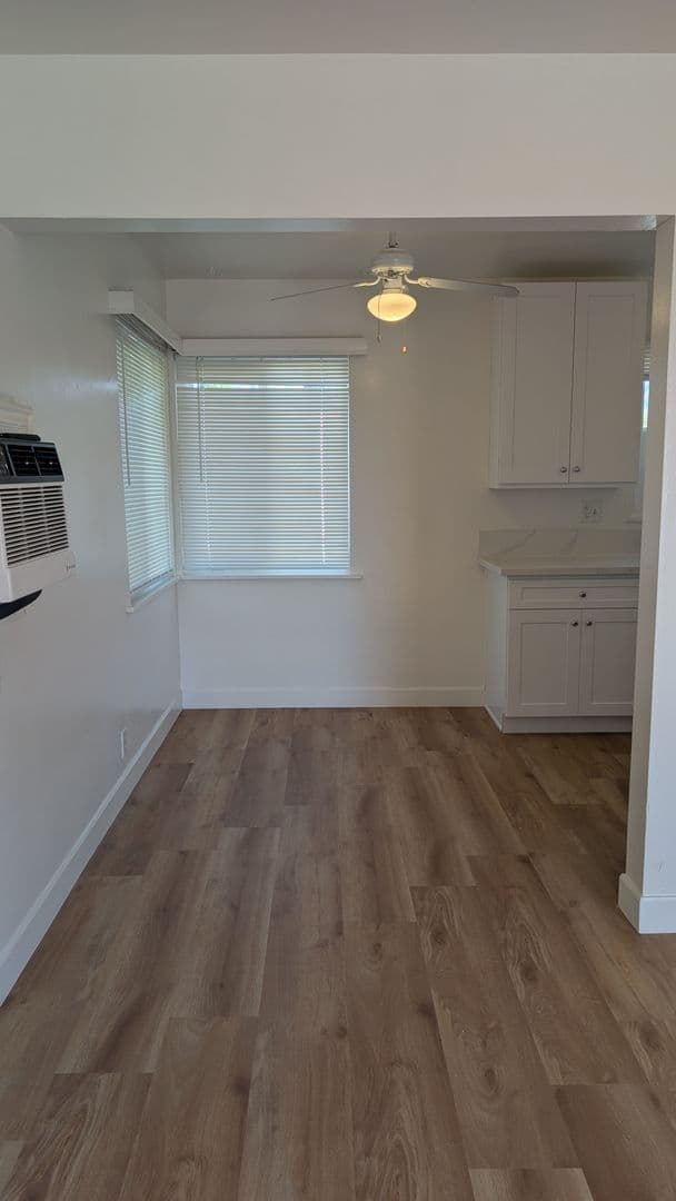 Pasadena Apartment: 42 S. Berkeley Ave