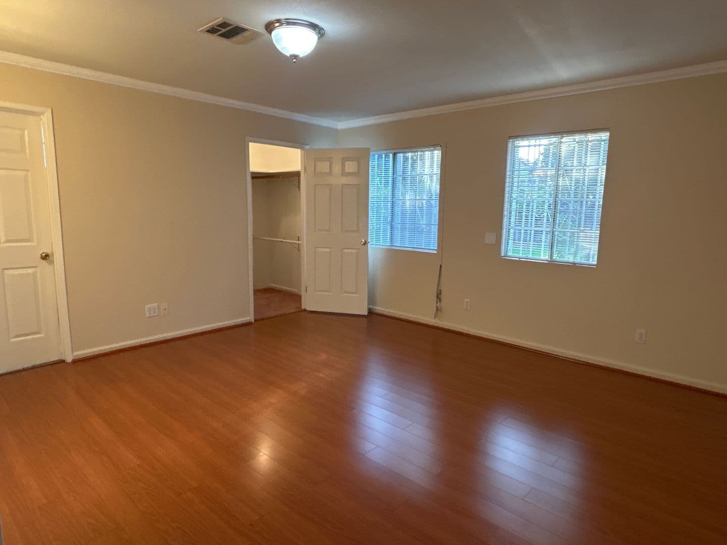 Rosemead House: 7549 3/4 Garvalia Ave.