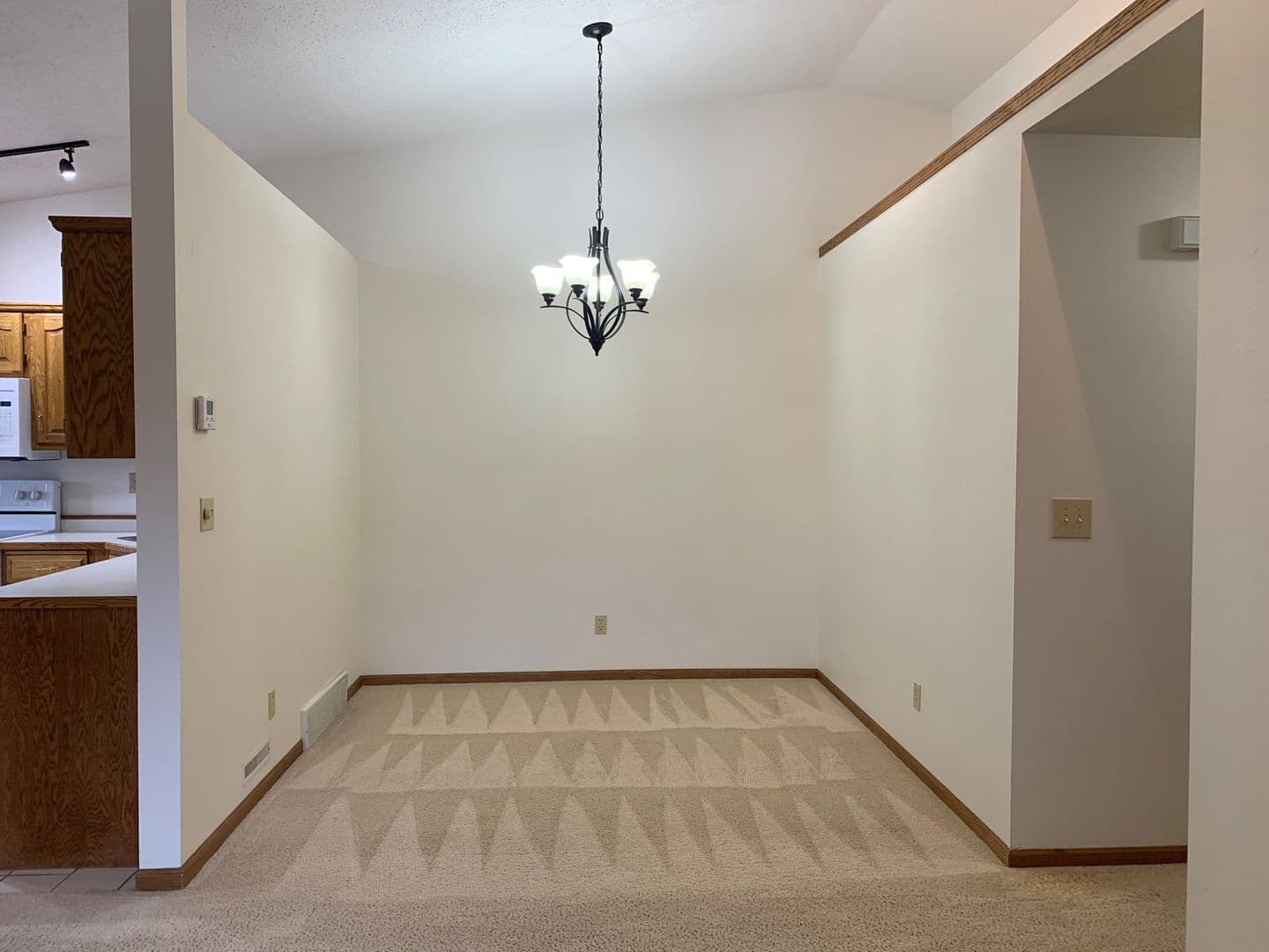 Fargo Apartment: 2924 15th Street South