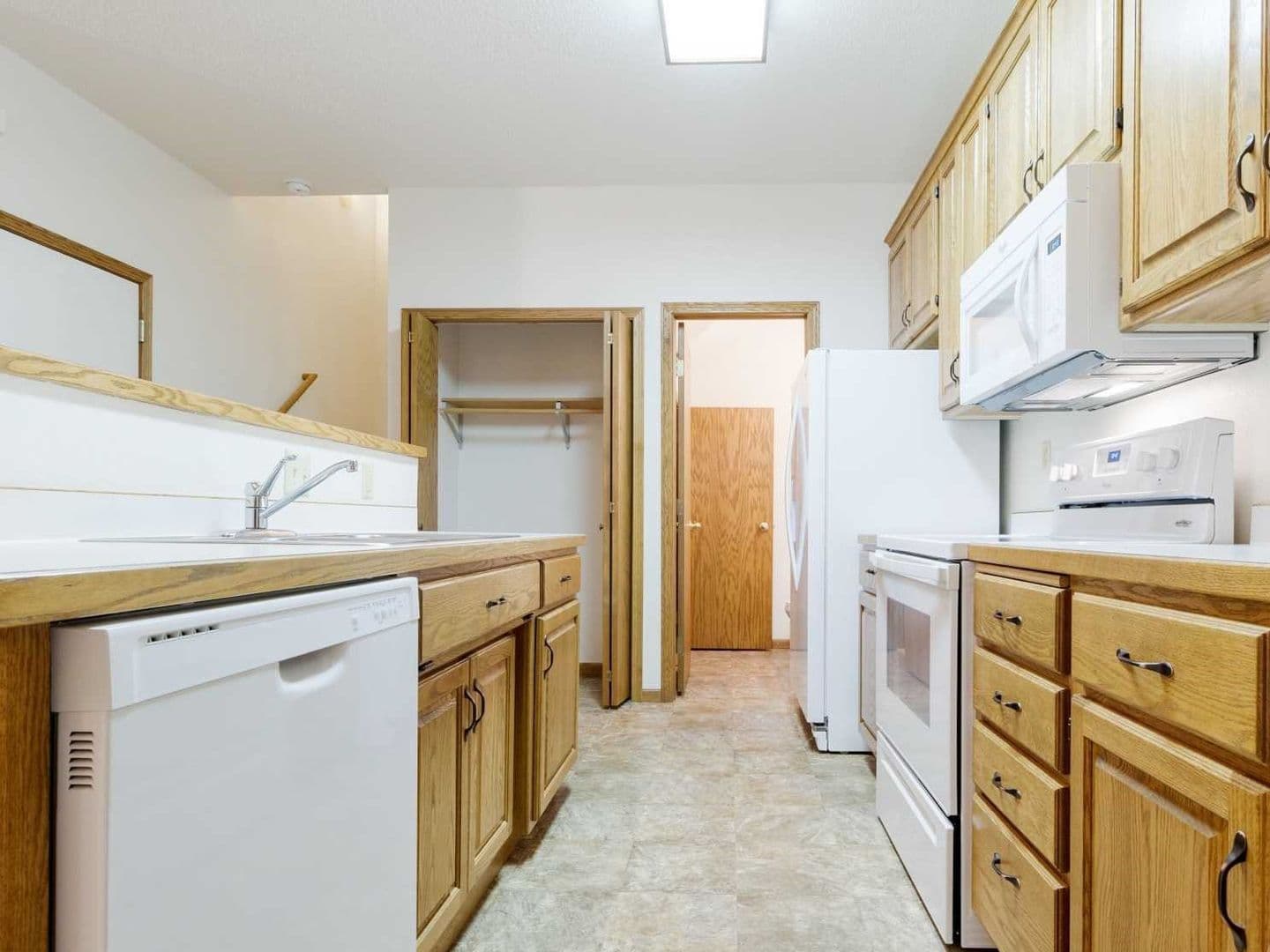 Fargo Apartment: 3201 23rd Avenue Southwest