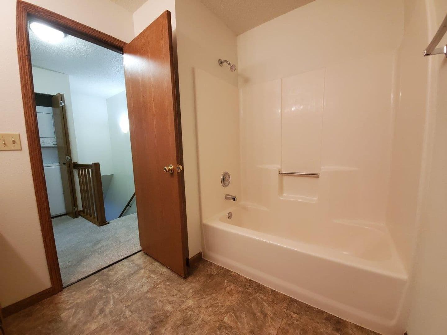 Fargo Apartment: 1757 34th Street Southwest