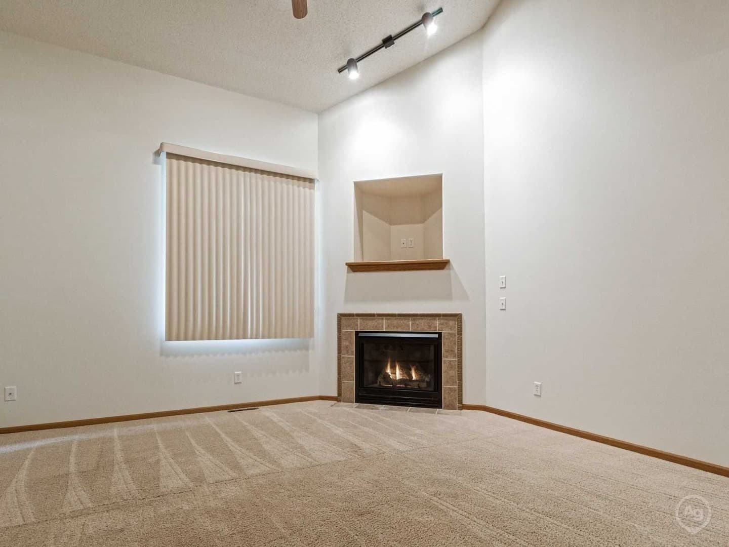 West Fargo Apartment: 1917 Sheyenne Street