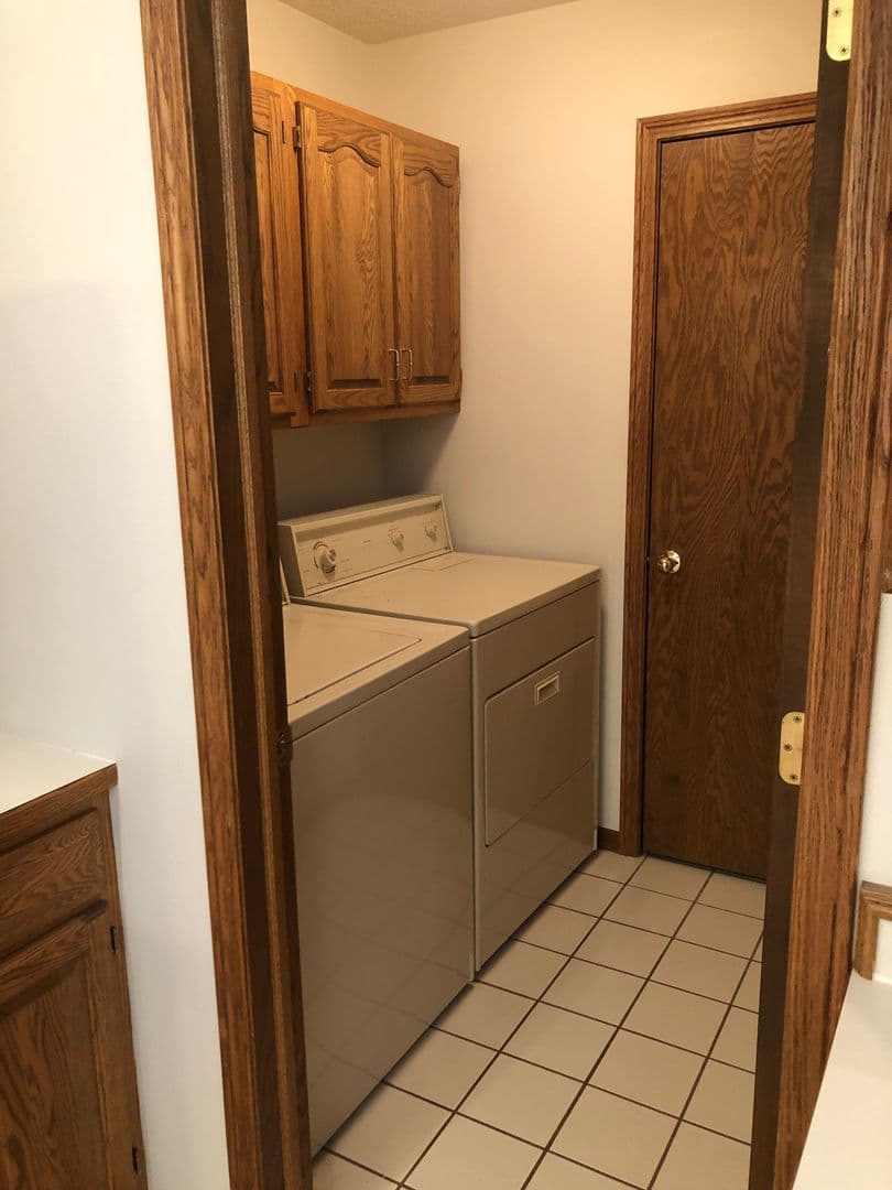 Fargo Apartment: 2826 15th Street South