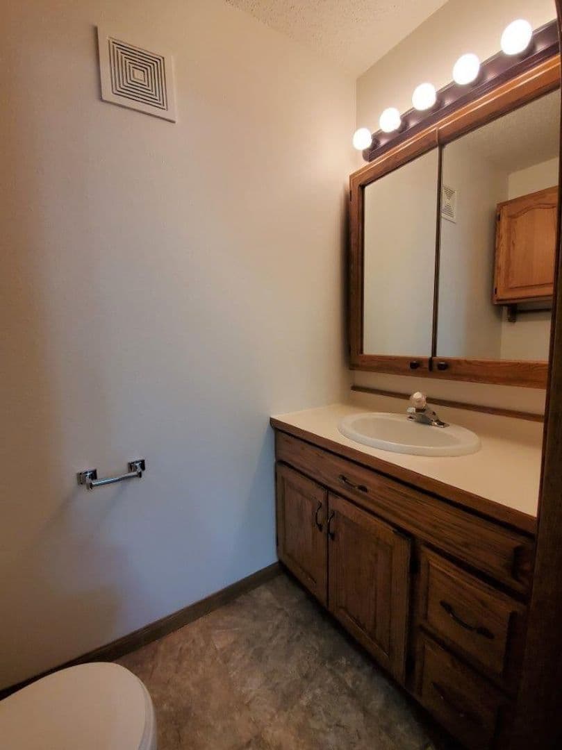 Fargo Apartment: 1757 34th Street Southwest