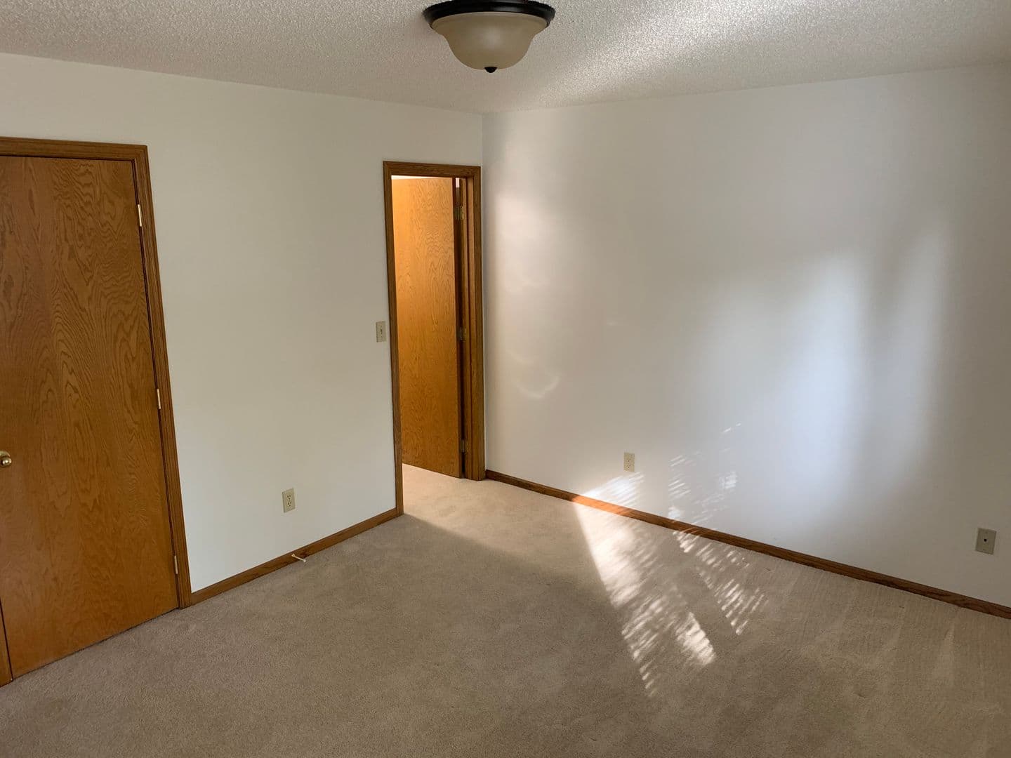 Fargo Apartment: 2924 15th Street South
