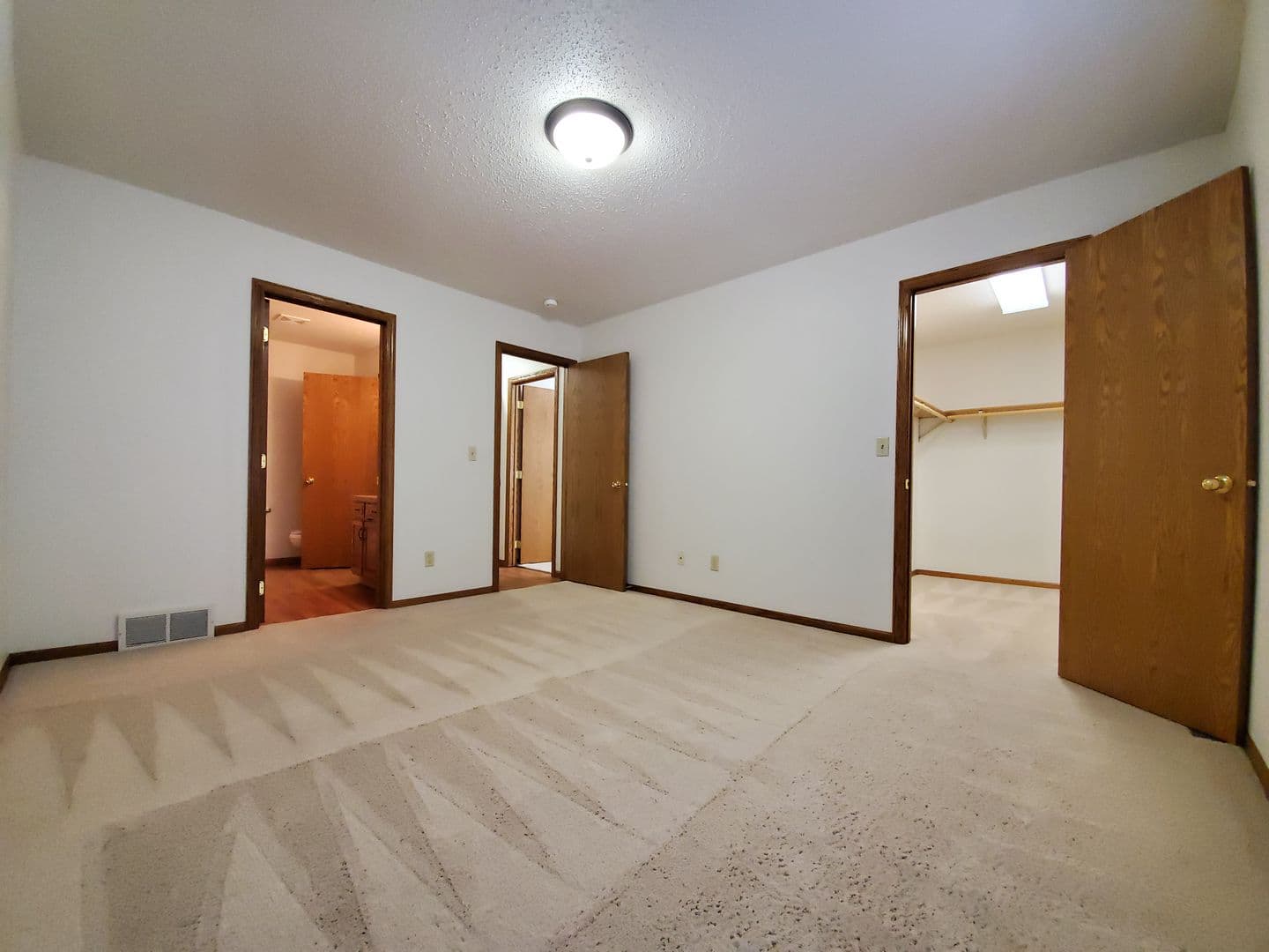 Fargo Apartment: 1755 34th Street Southwest
