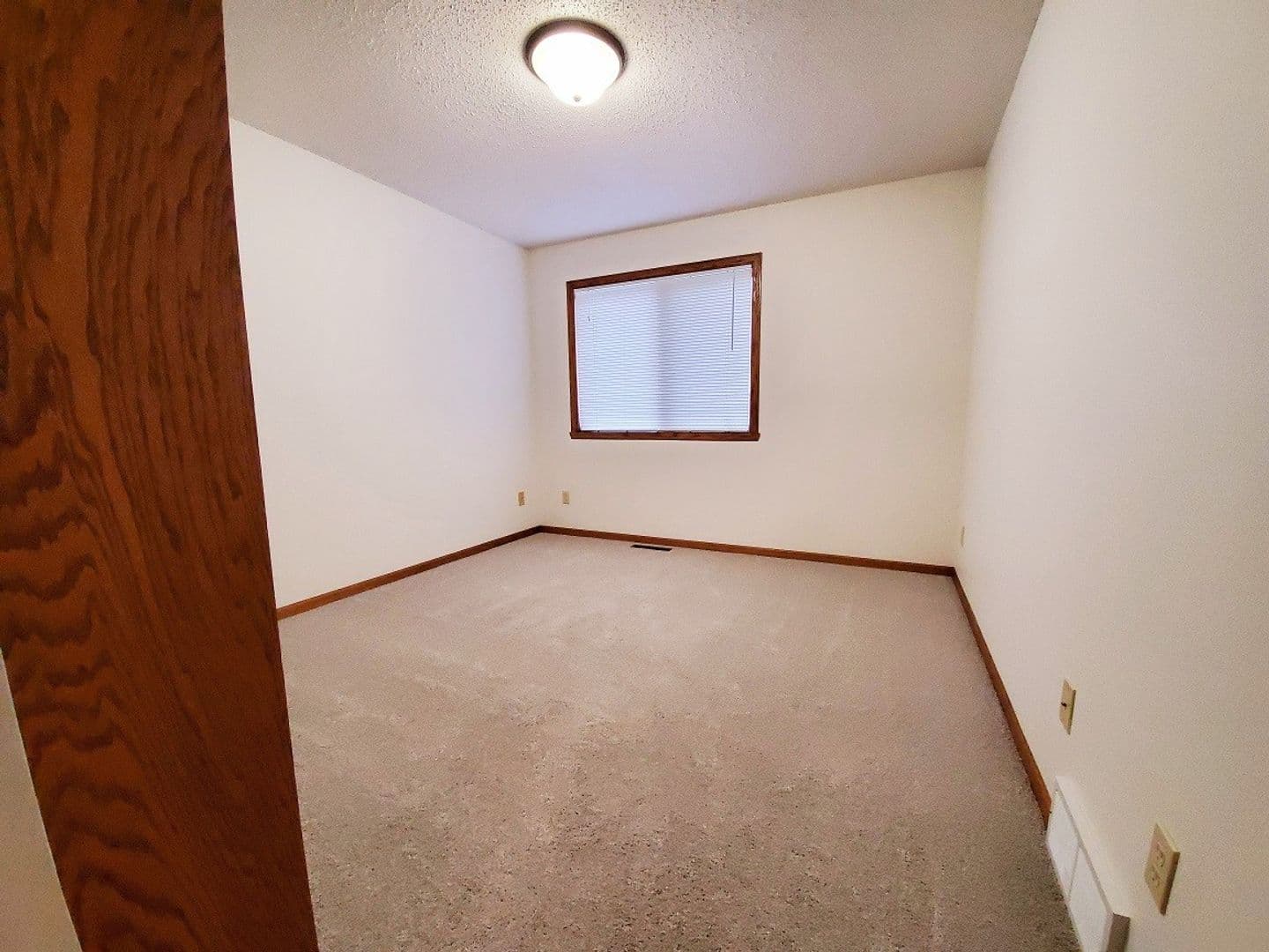 Fargo Apartment: 1735 34th Street Southwest