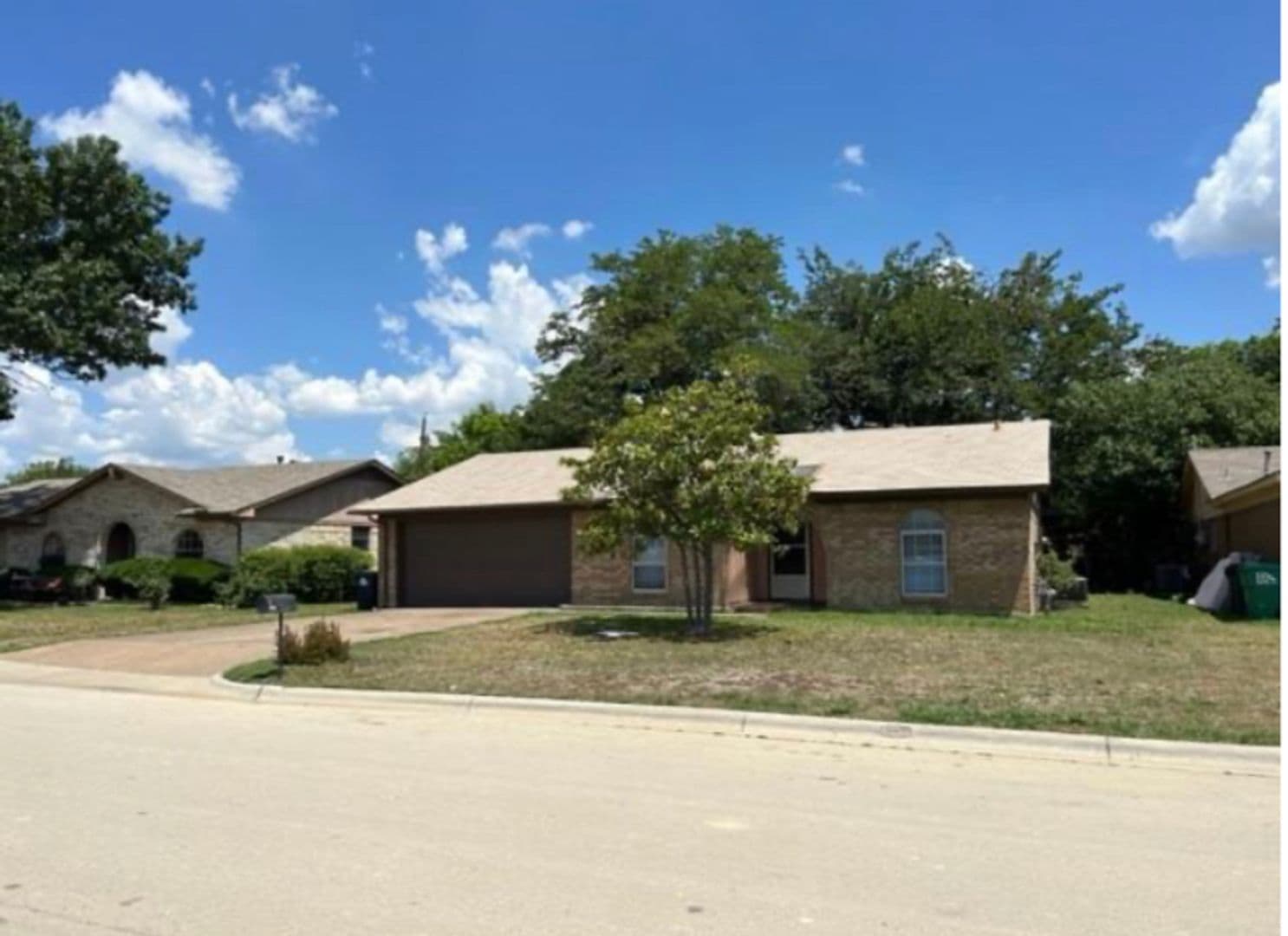 Denton House: 1226 Crescent Street