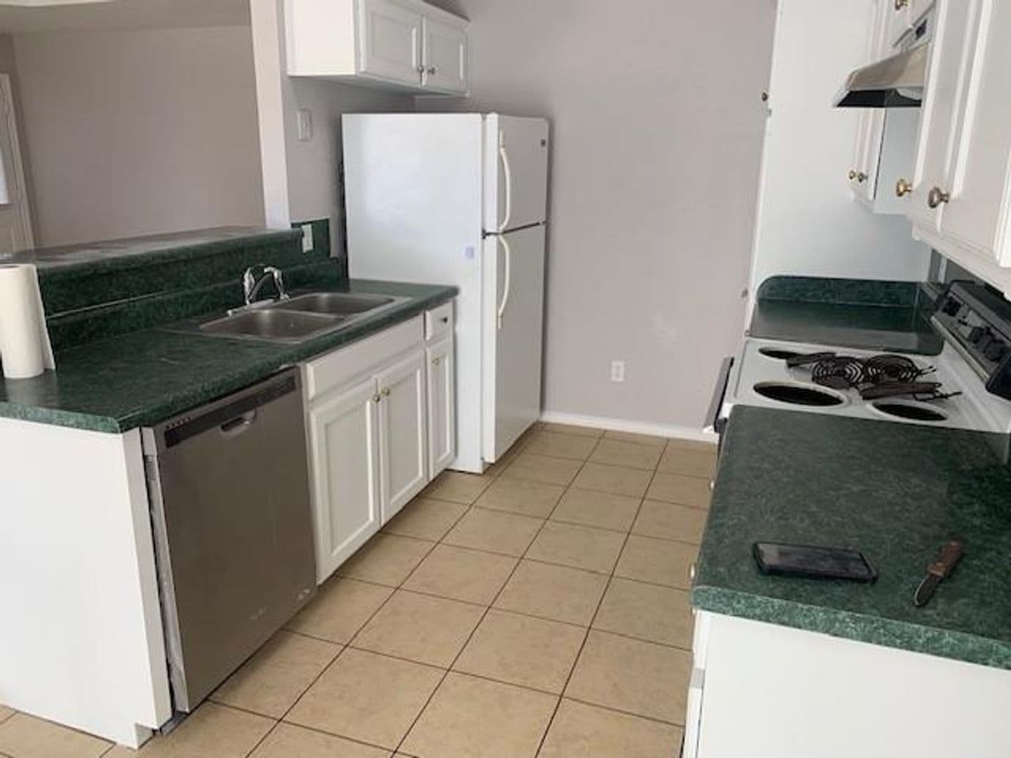 Decatur House: 506 Valleyridge Ct.