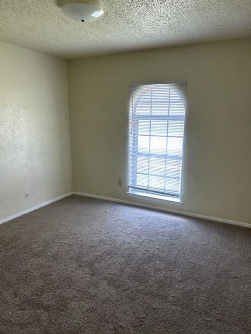 Denton House: 1226 Crescent Street