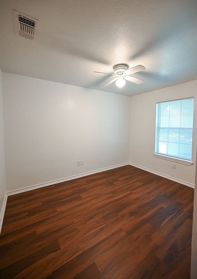 Boyd House: 105 S Wilson St Unit A