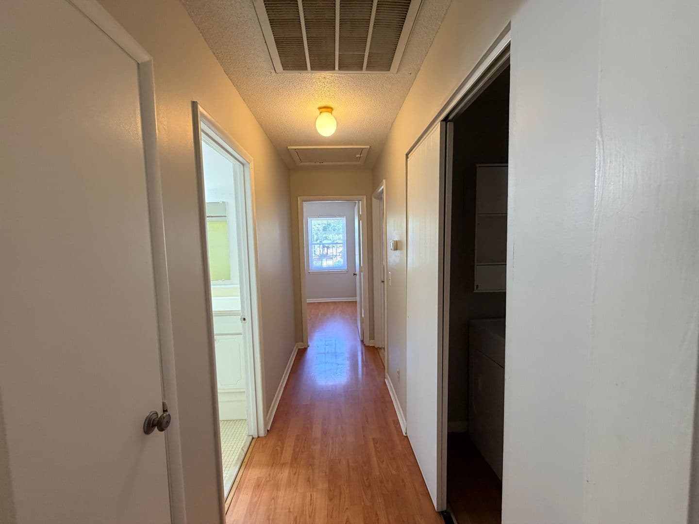 Columbia Condo: 429 Cambout St