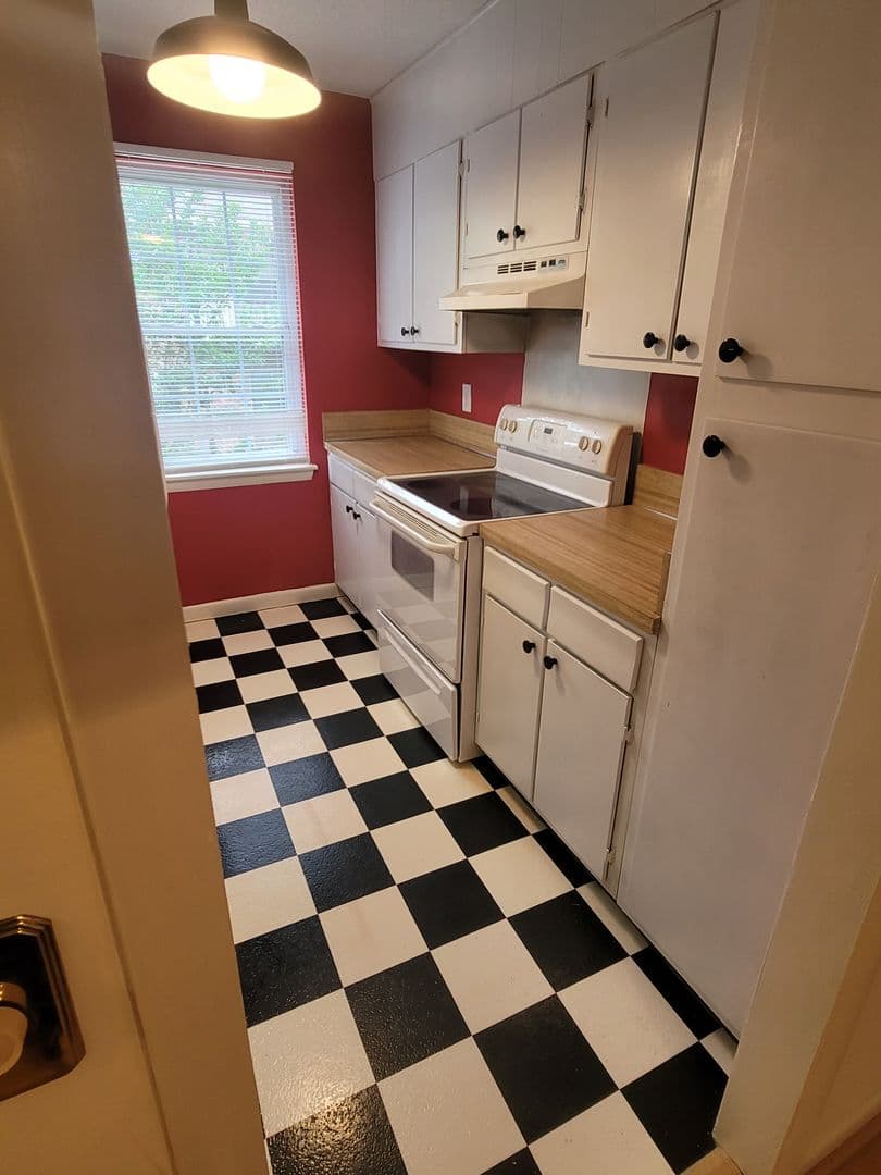 Columbia Condo: 544 Wimbledon Ct