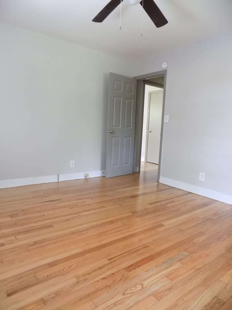 Columbia House: 2707 Holt Drive