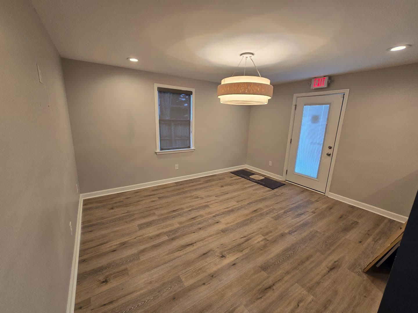 Columbia House: 2534 Forest Dr
