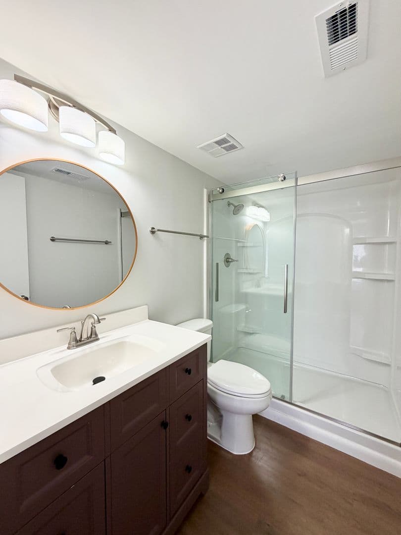 Columbia Condo: 1600 Park Circle #517