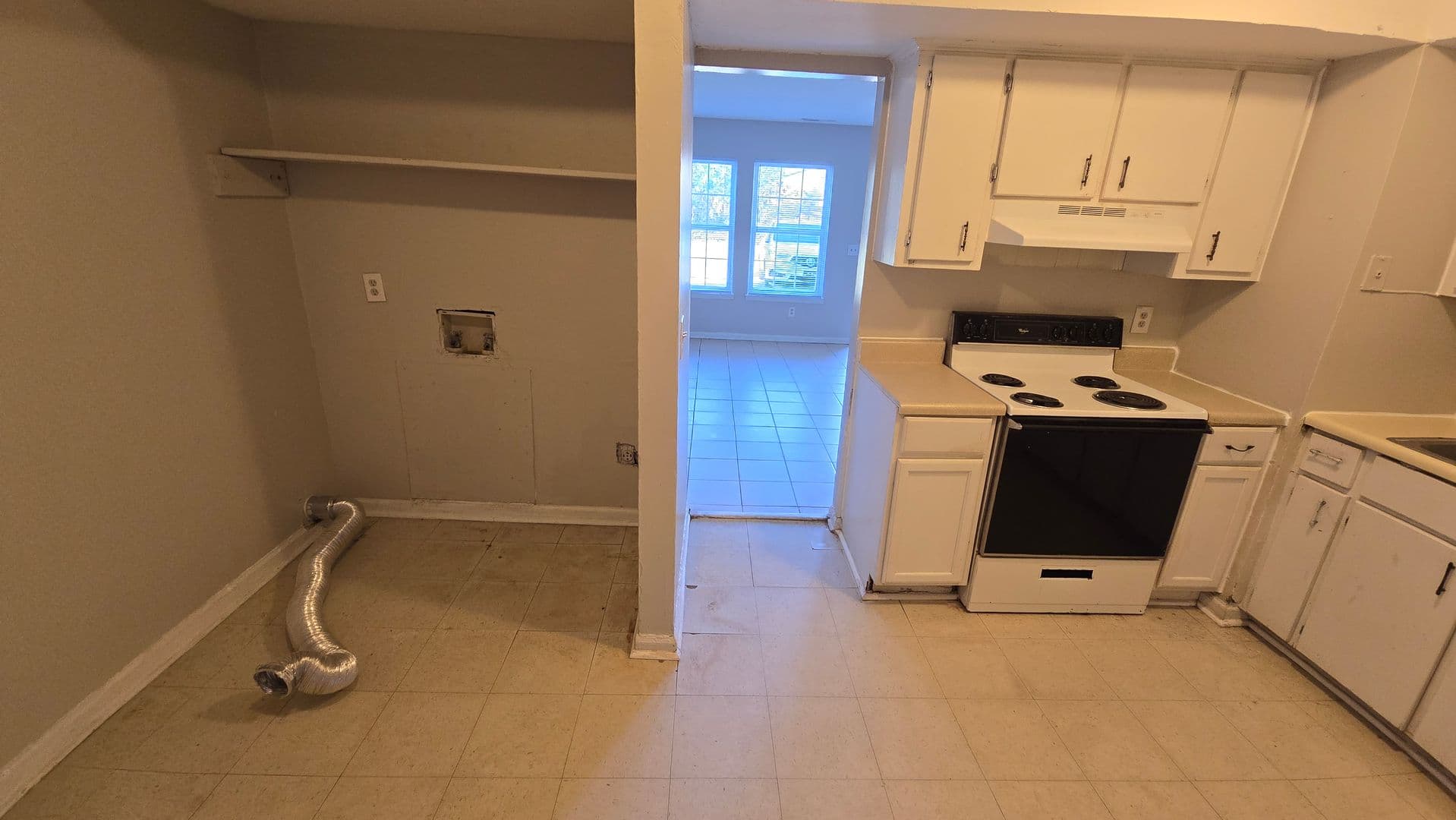 West Columbia Townhome: 1639 North Ave