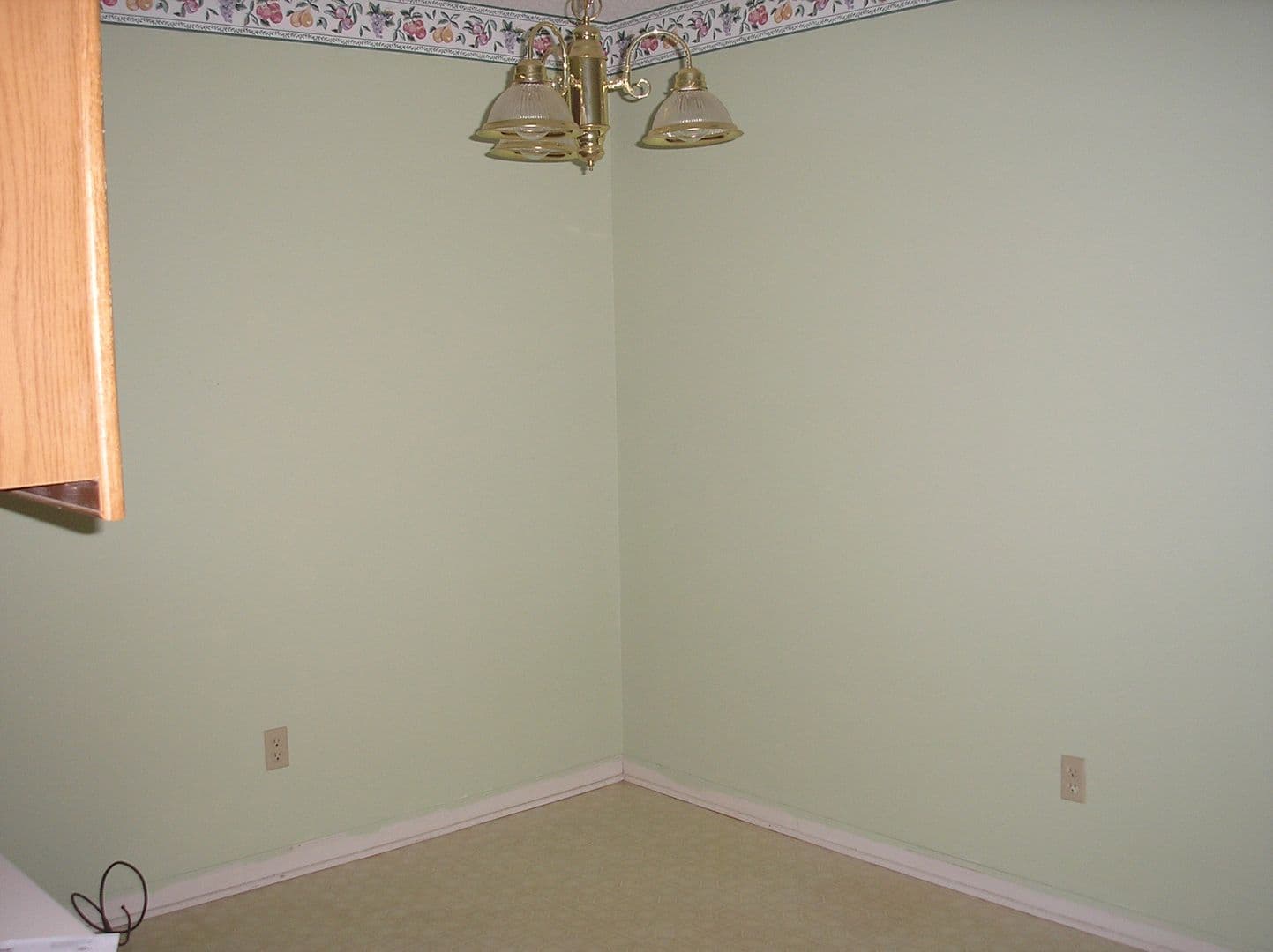 Lexington House: 414 Saddlebrooke Rd