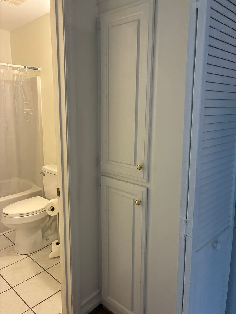 Lexington Condo: 40 Boardwalk Lane
