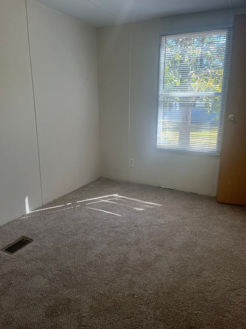 Batesburg-Leesville Apartment: 735 Madera Road