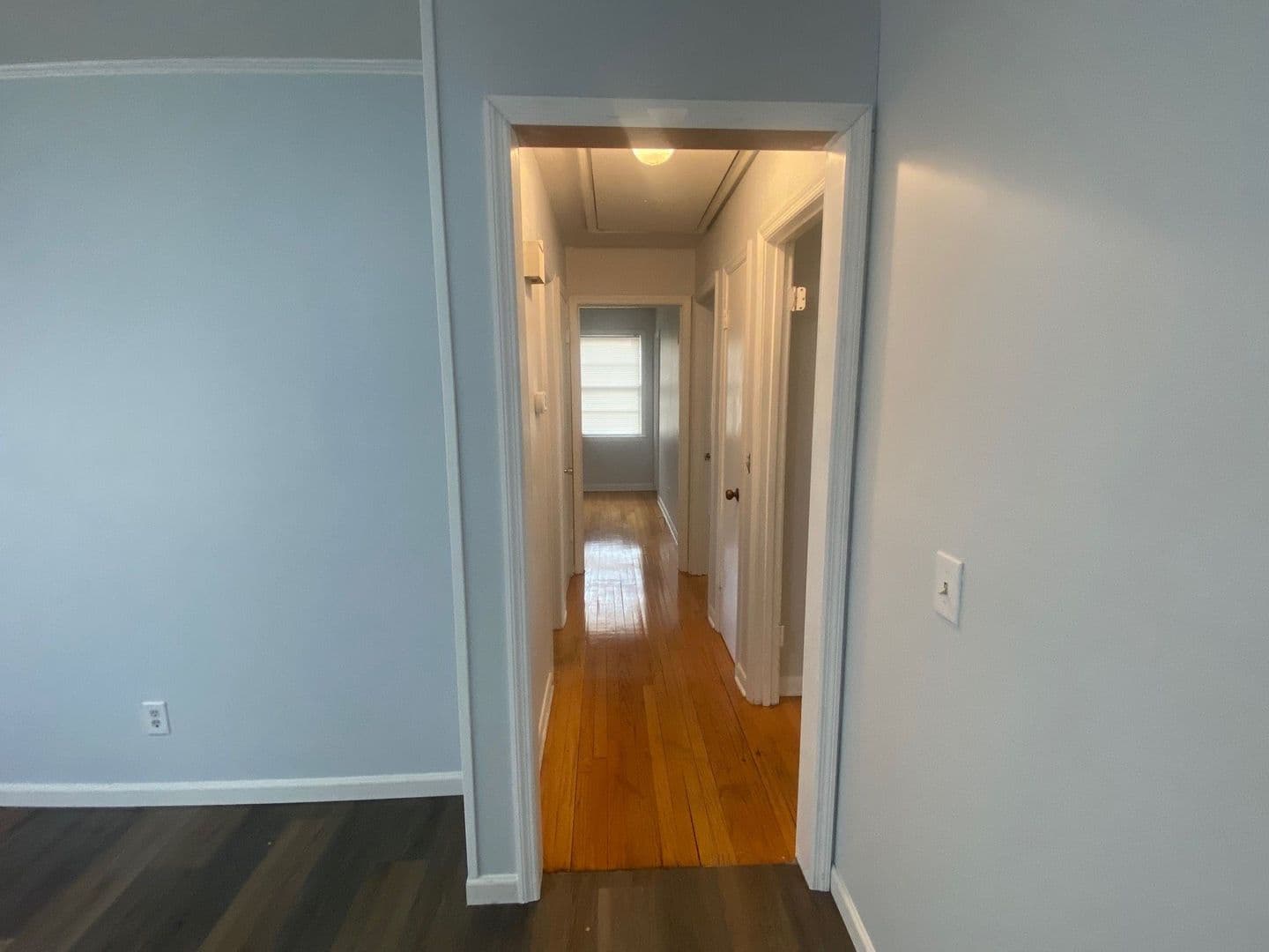 Columbia House: 221 Ramblewood Drive