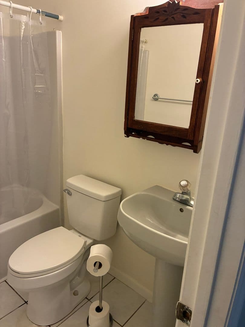 Lexington Condo: 40 Boardwalk Lane