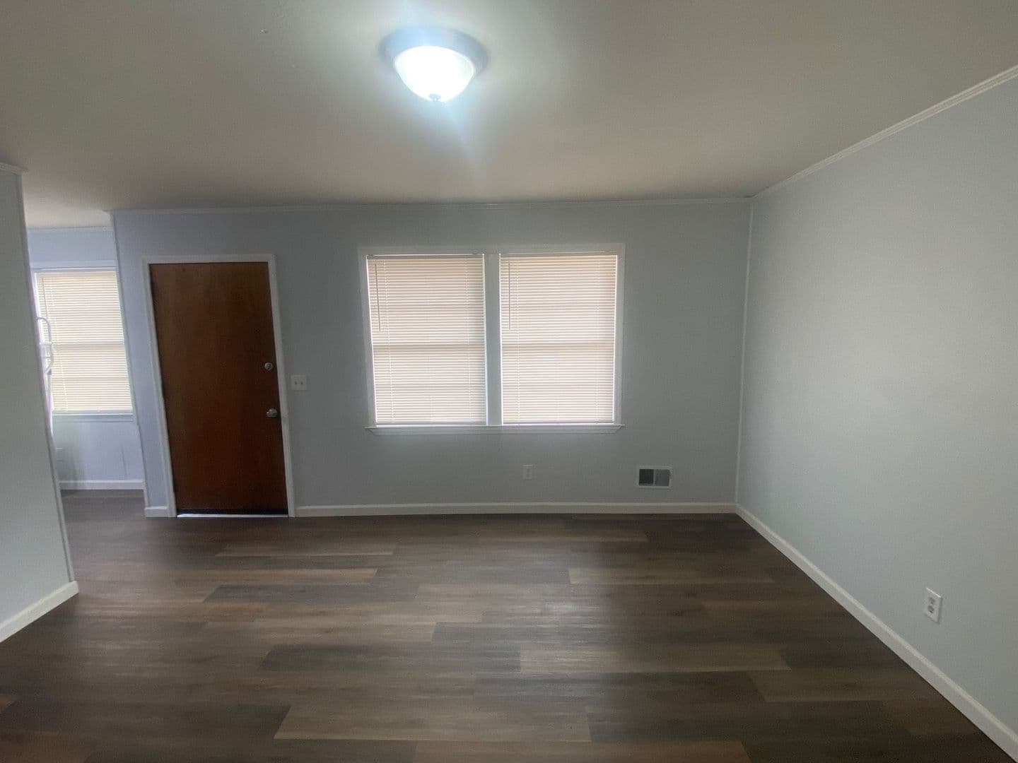 Columbia House: 221 Ramblewood Drive