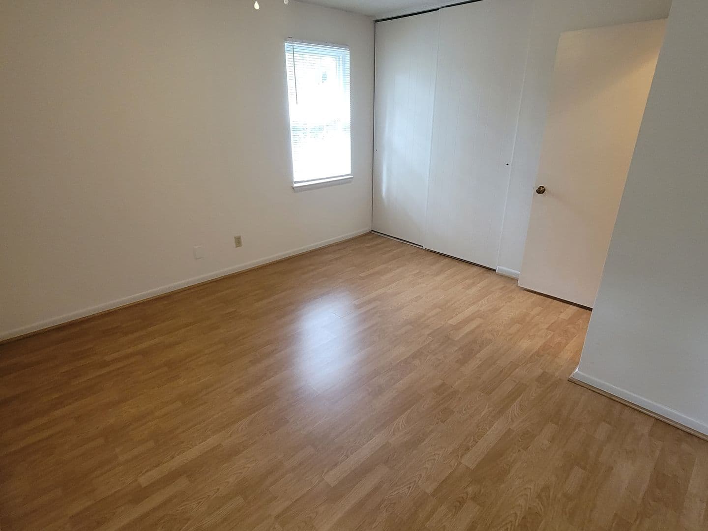Columbia Condo: 544 Wimbledon Ct