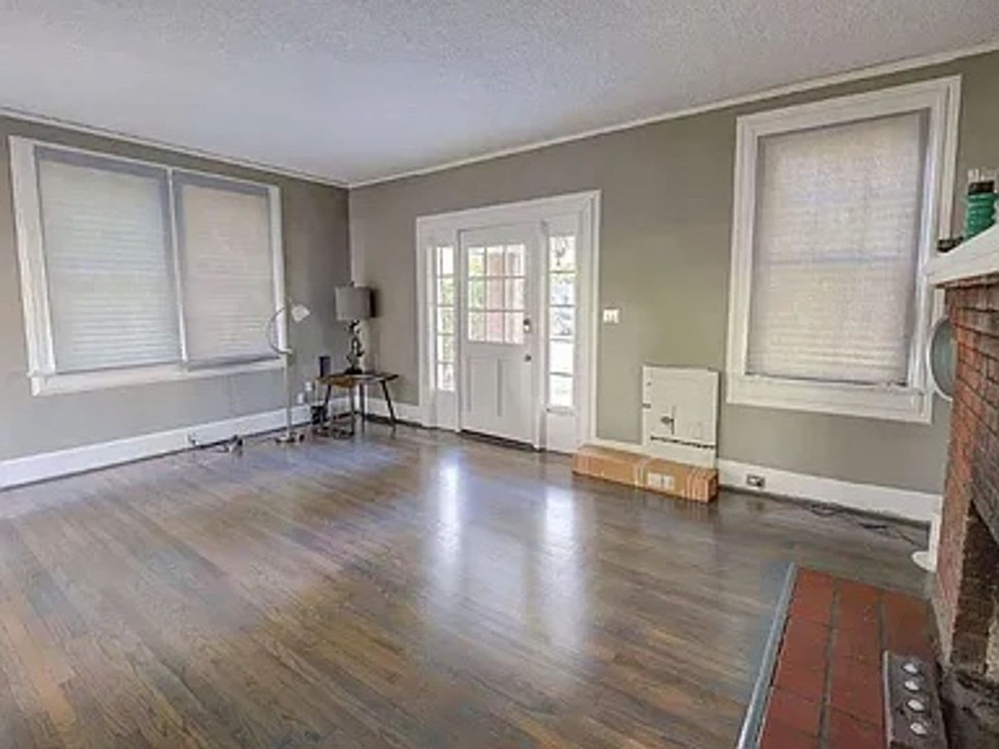 Columbia Apartment: 145-147 S Pickens St