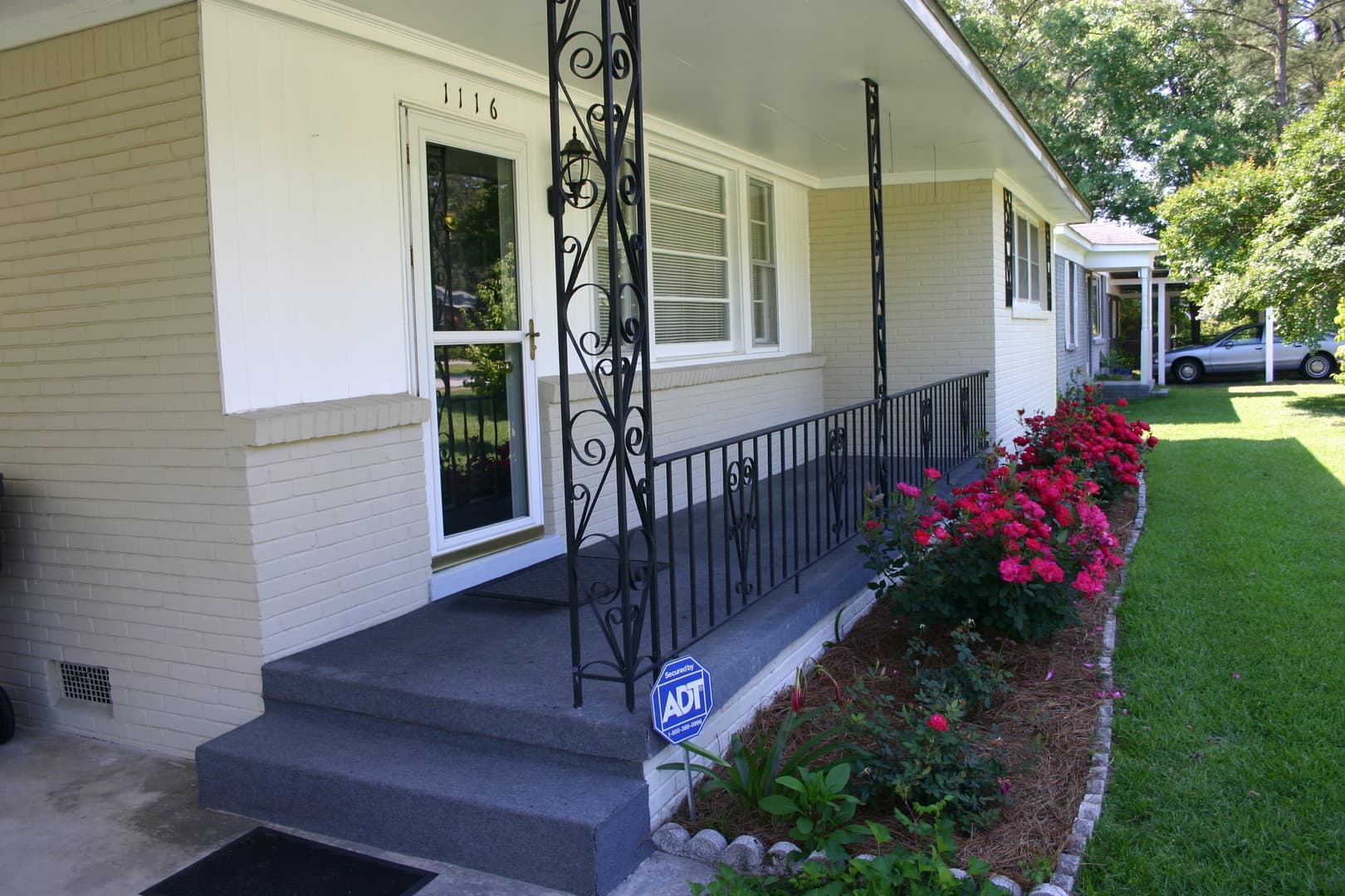 Columbia House: 1116 Deerwood Street