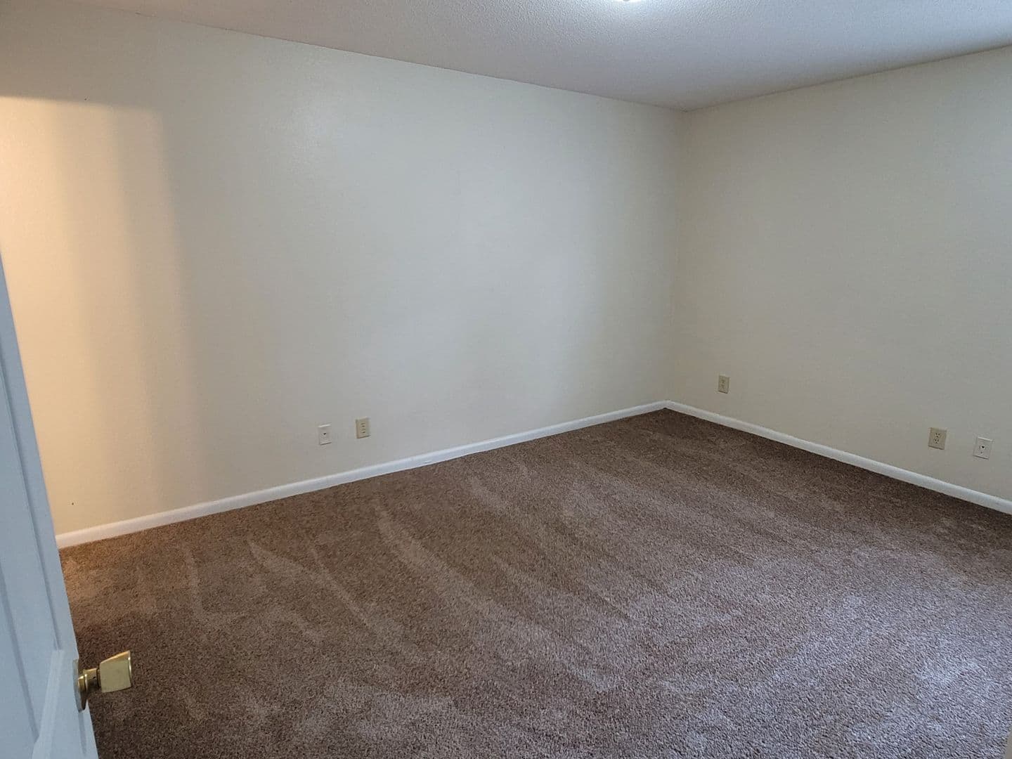 Columbia Condo: 1704 Ashford Lane