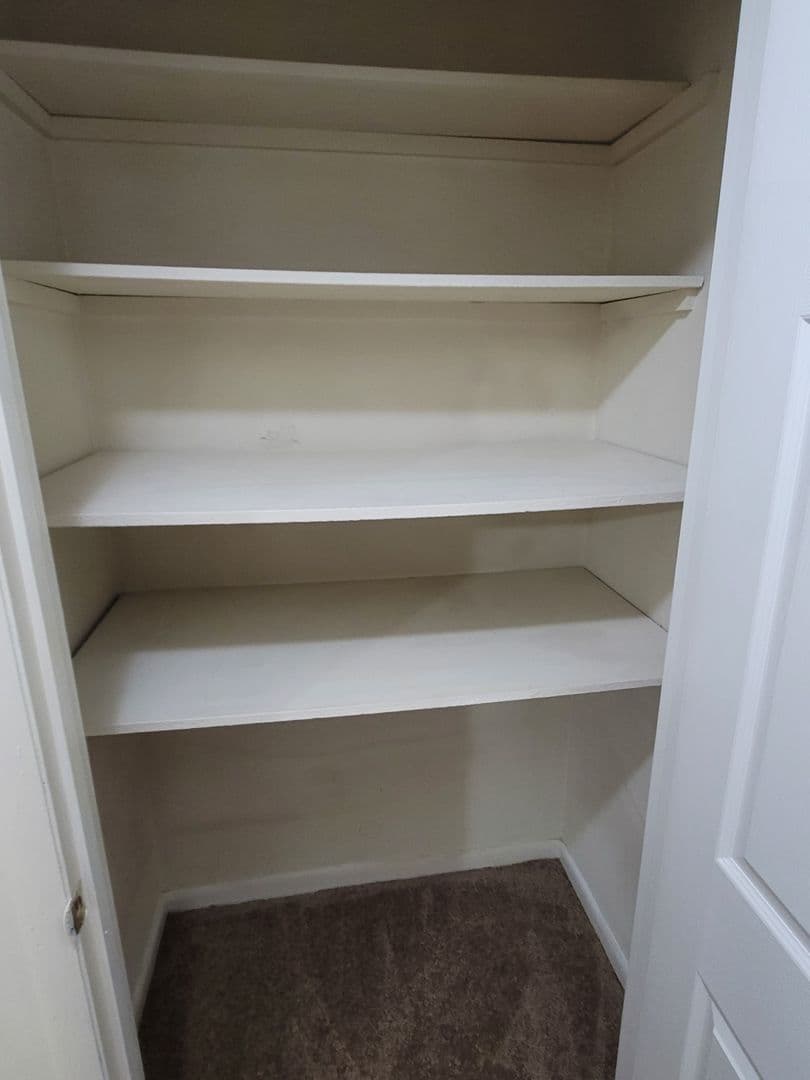 Columbia Condo: 1704 Ashford Lane