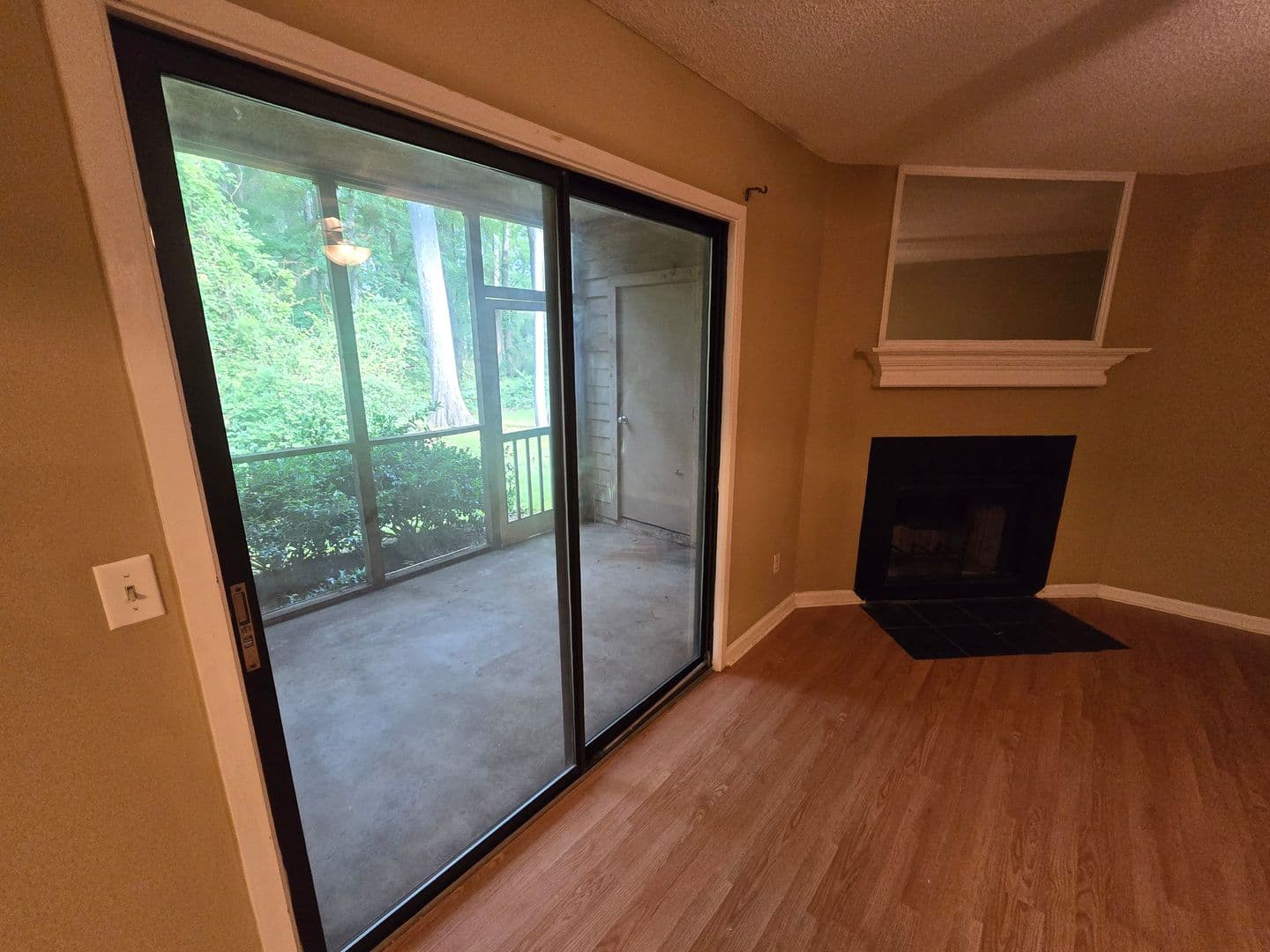 Columbia House: 1001 Creekside Way