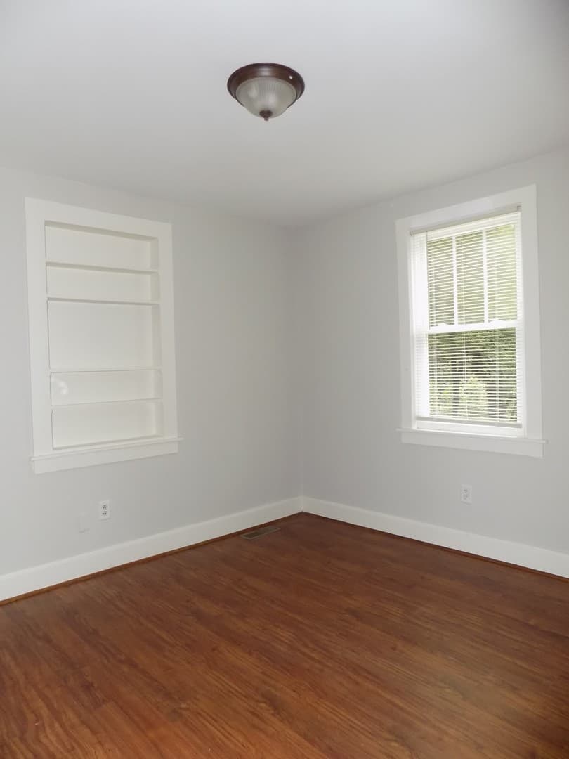 Columbia House: 3850 Capers Avenue