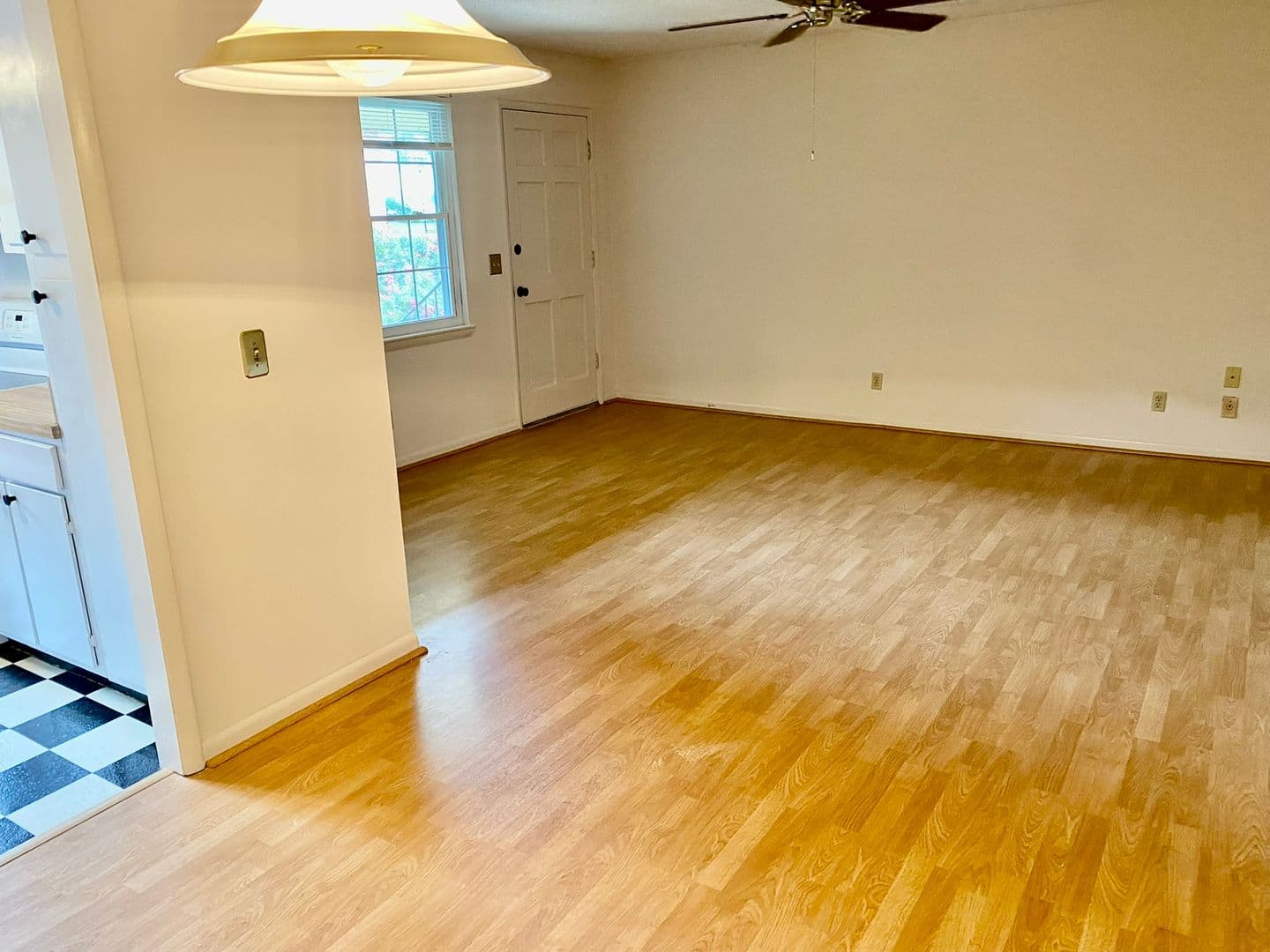 Columbia Condo: 544 Wimbledon Ct