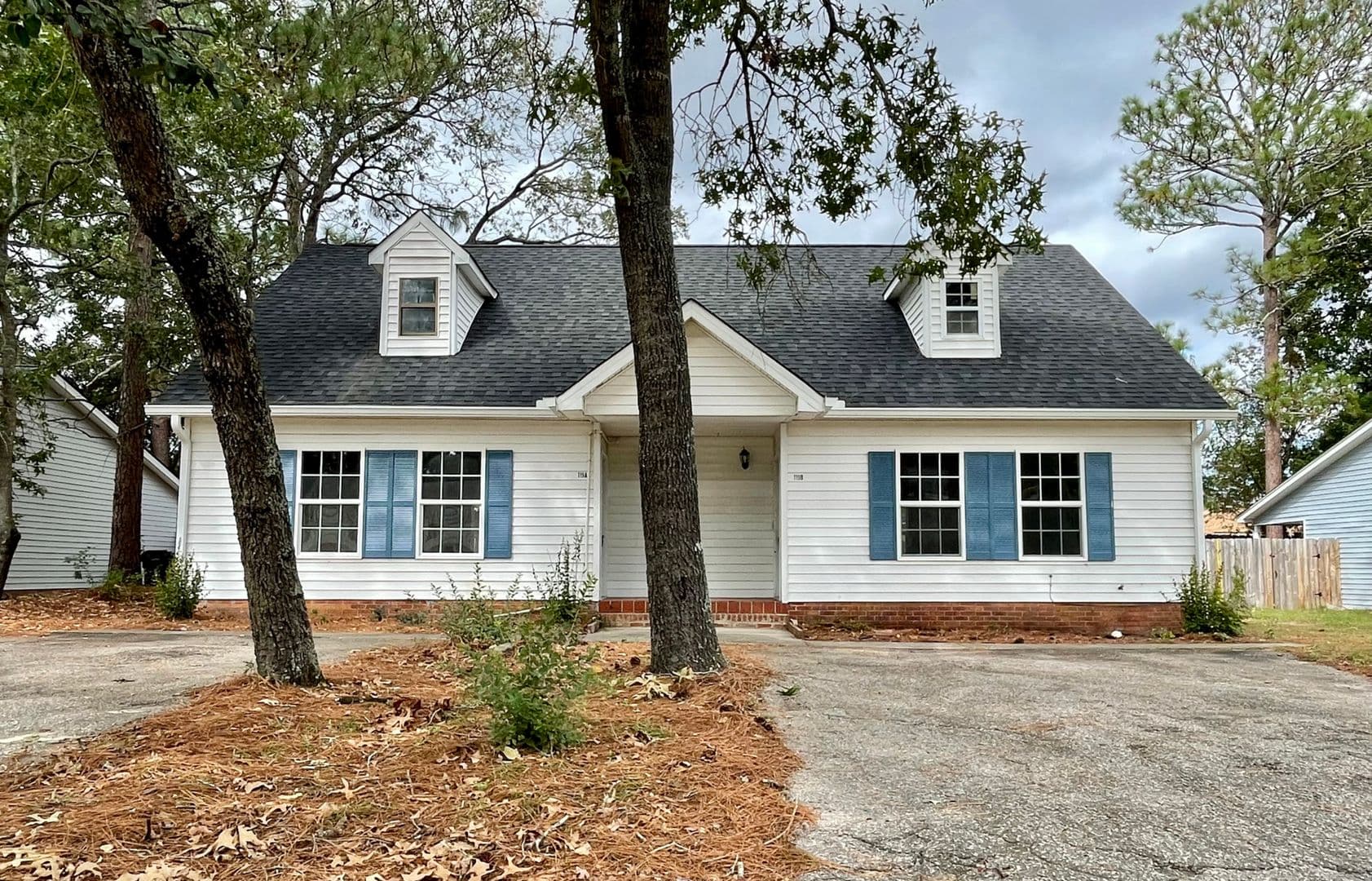 West Columbia Apartment: 119 Villa Court