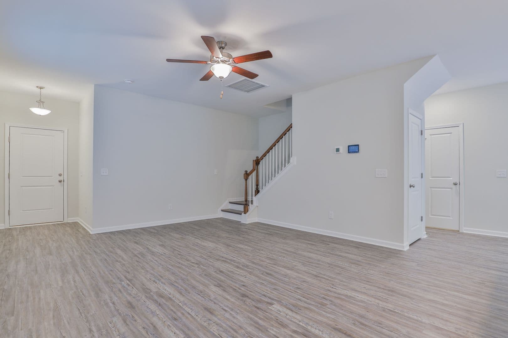 West Columbia House: 764 Shull St