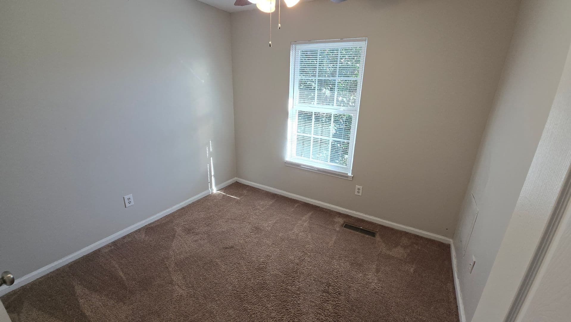 West Columbia Townhome: 1639 North Ave