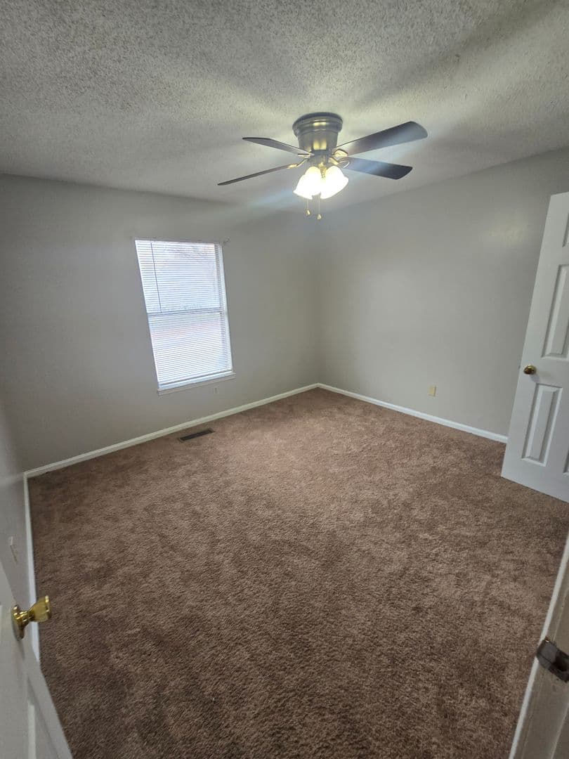 West Columbia Townhome: 1637 North Ave