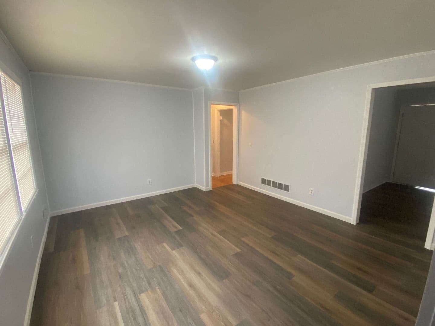 Columbia House: 221 Ramblewood Drive