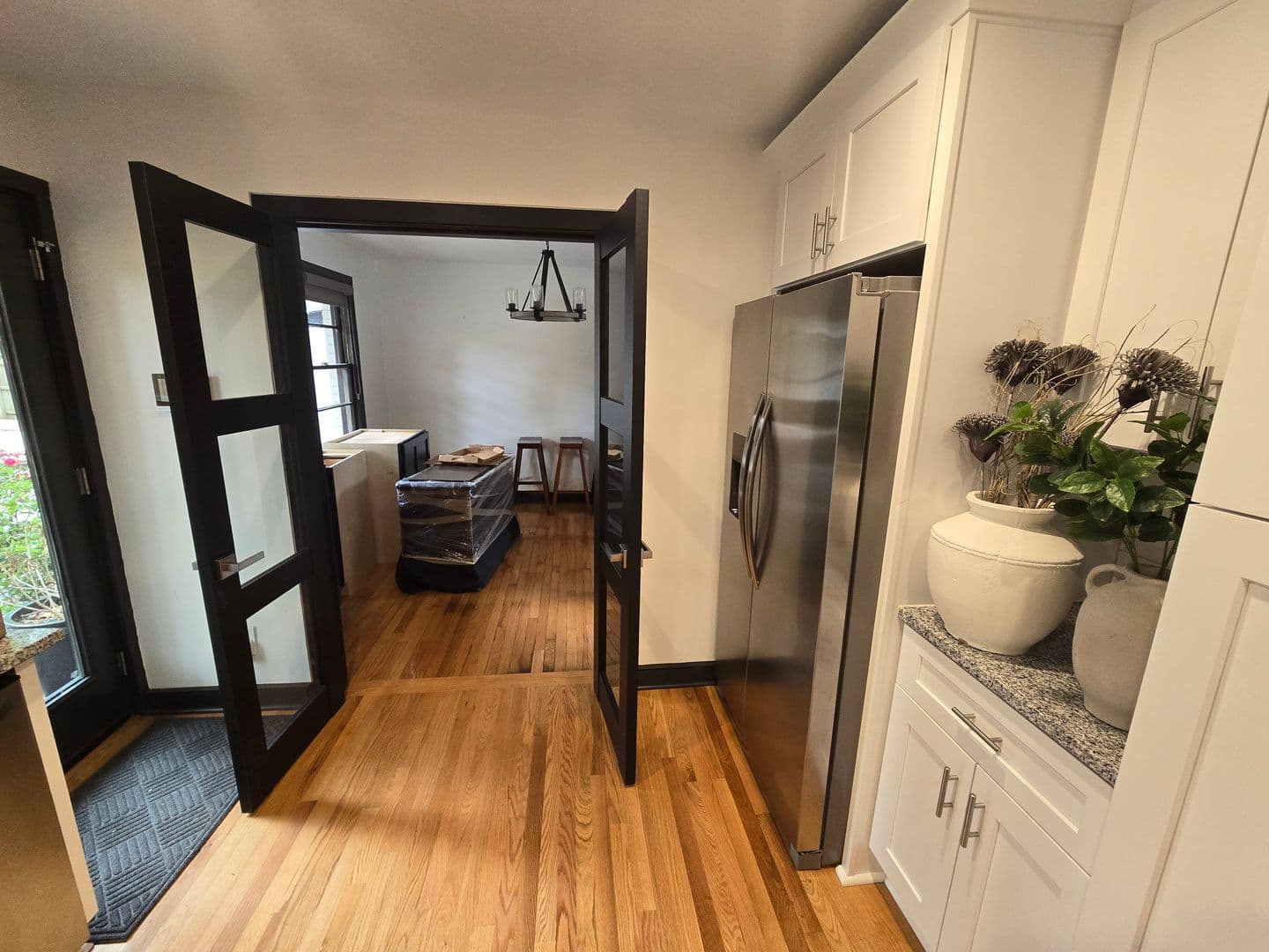 Columbia House: 2534 Forest Dr