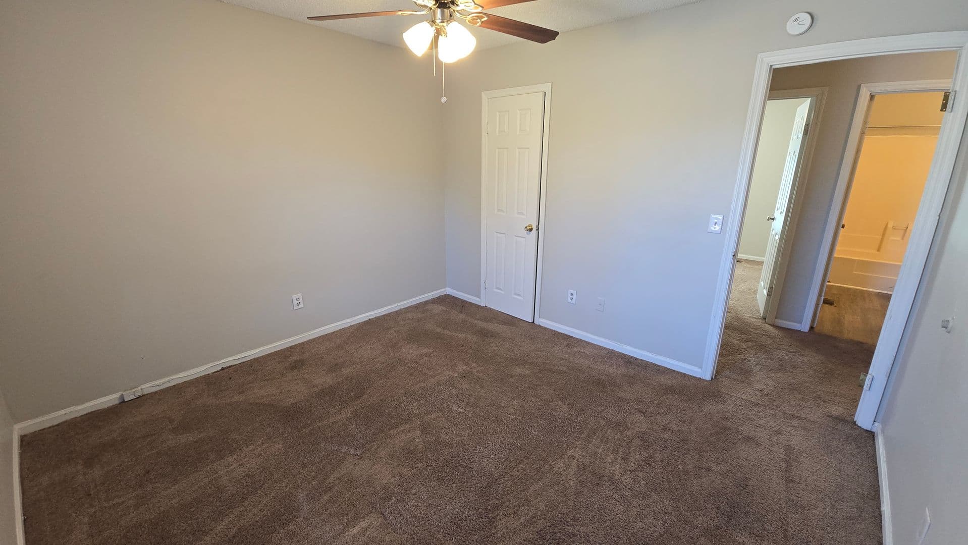 West Columbia Townhome: 1639 North Ave