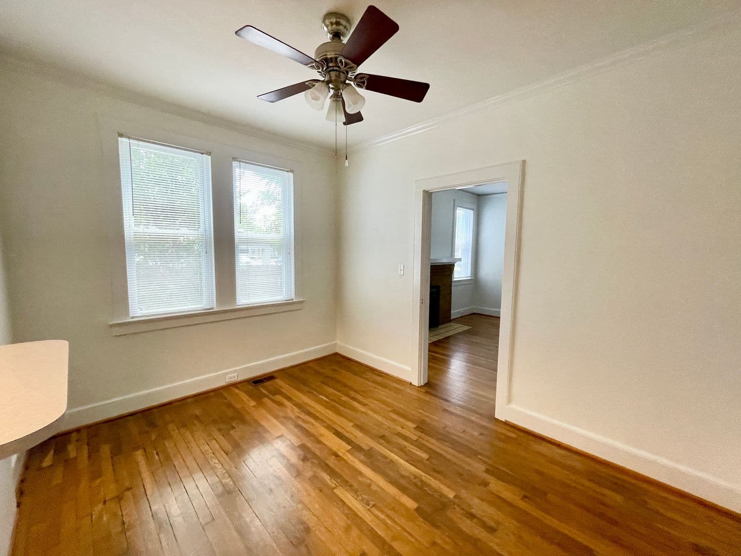 Columbia Apartment: 2213-2215 Rosewood Drive