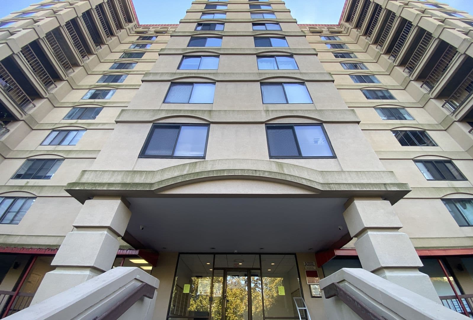 Columbia Condo: 1600 Park Circle #517