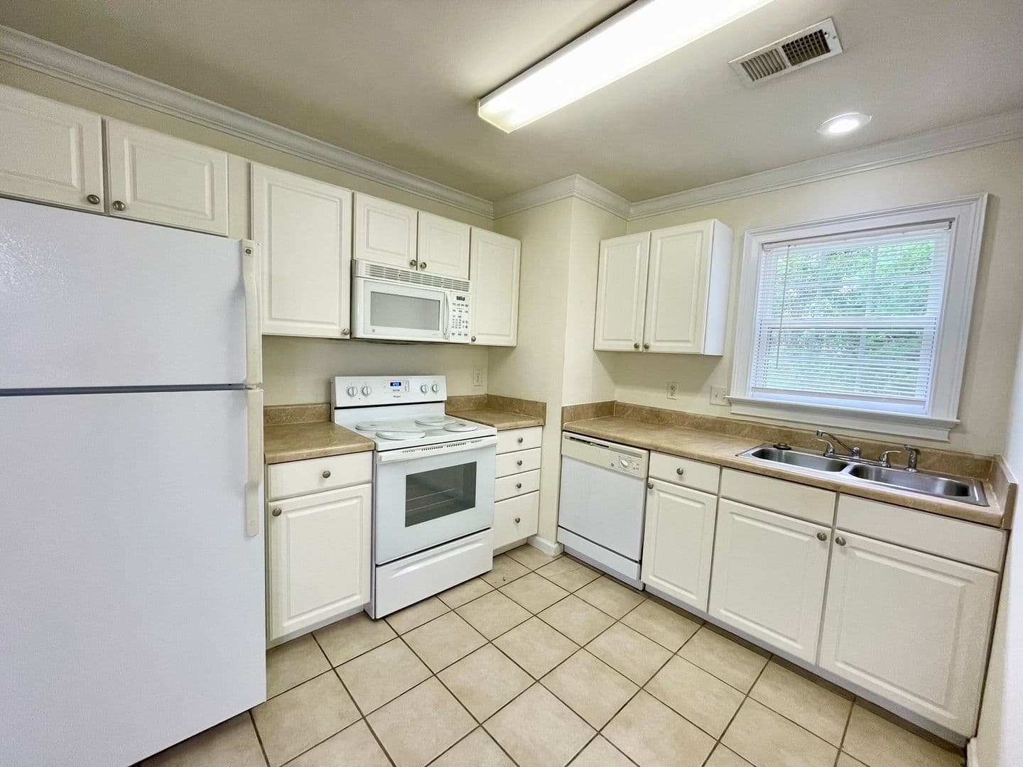 Lexington Townhome: 107 Poet Place