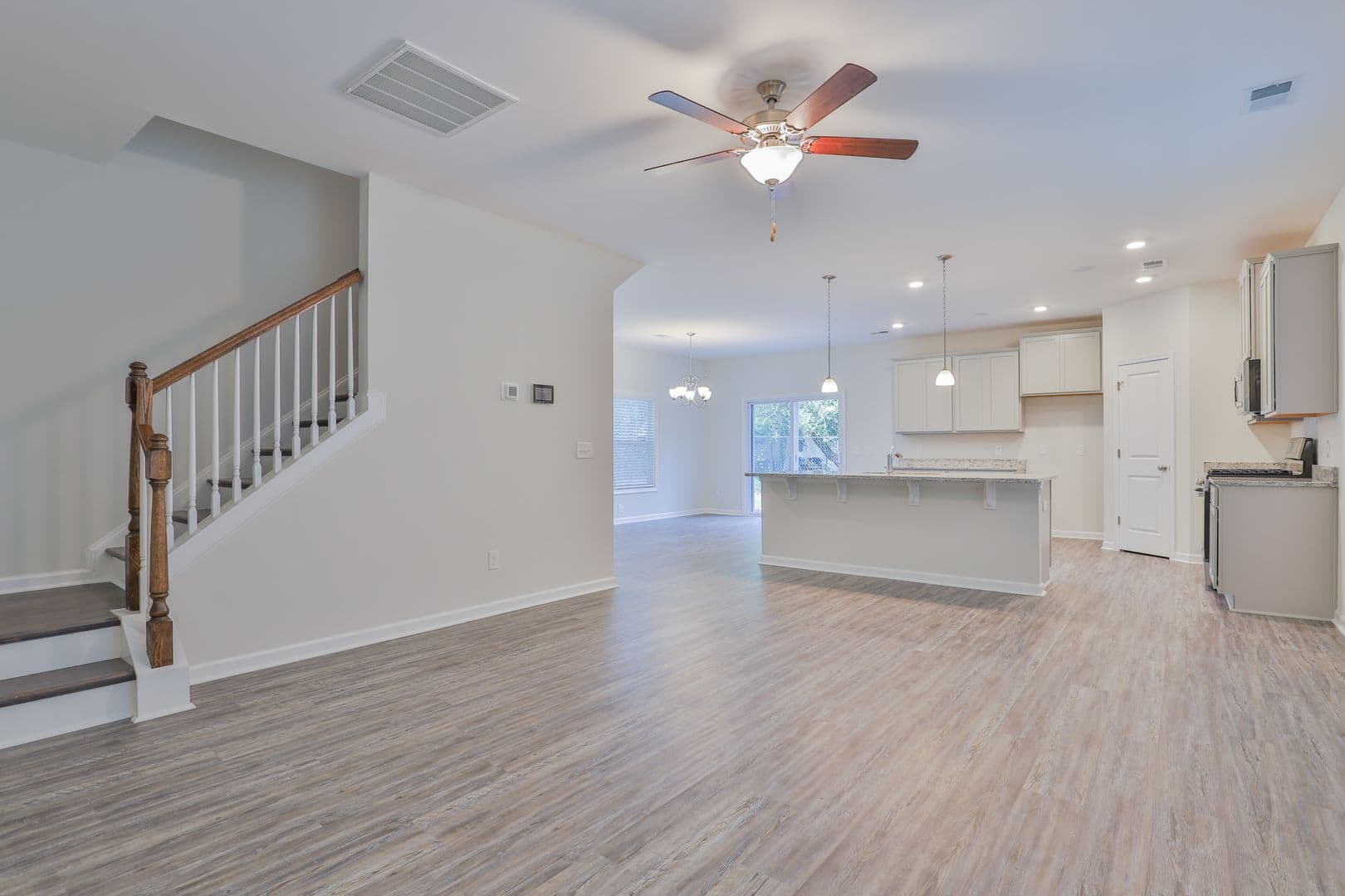 West Columbia House: 764 Shull St