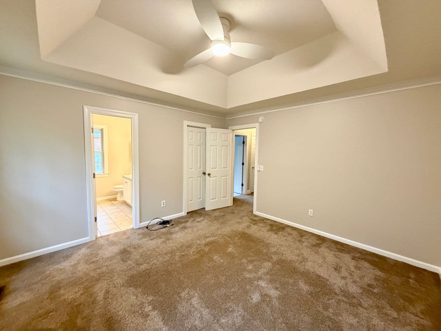 Columbia House: 13 Box Turtle Ct