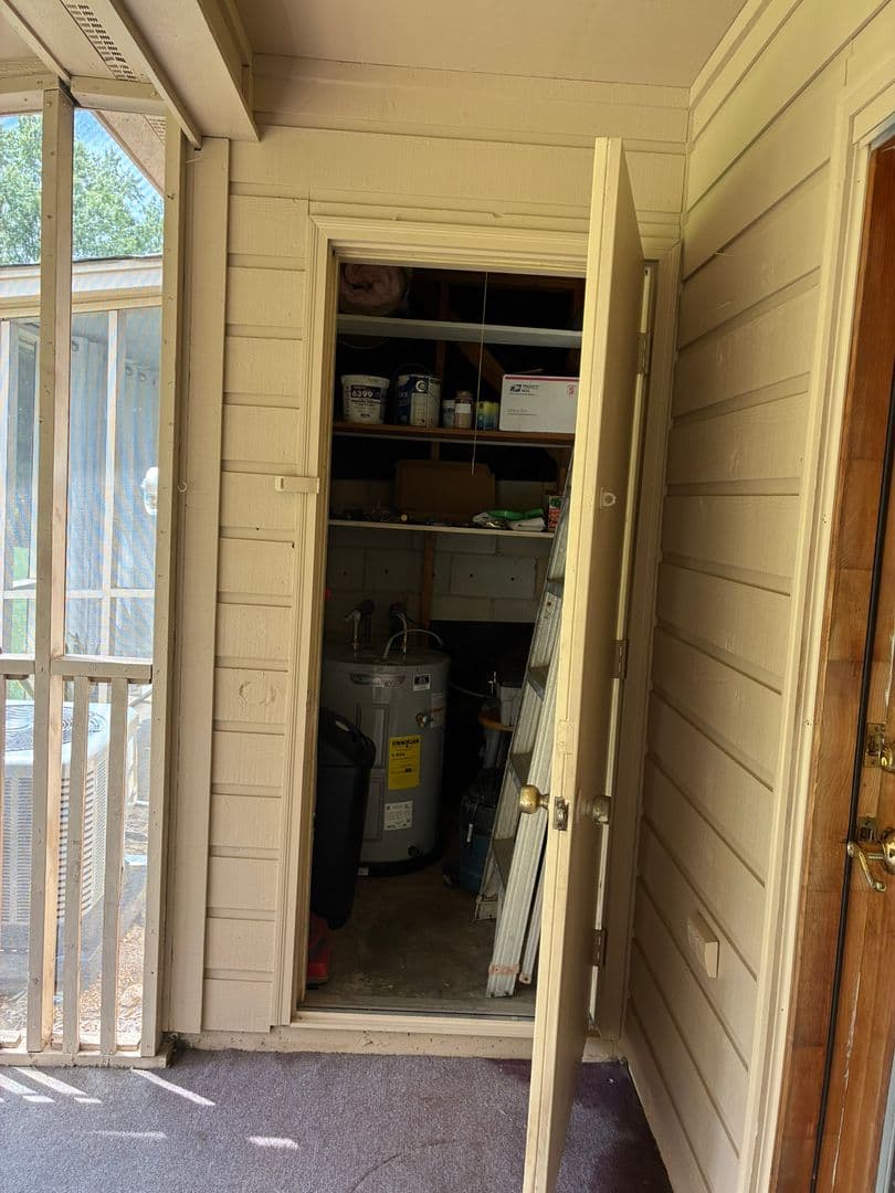 Lexington Condo: 40 Boardwalk Lane